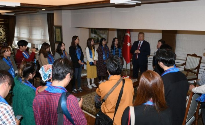 Güney Kore heyeti Trabzon Valiliğini ziyaret etti