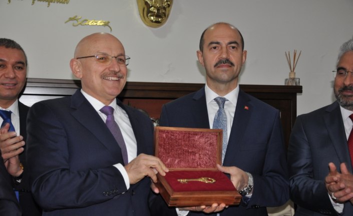 Terme Belediye Başkanı Ali Kılıç görevine başladı