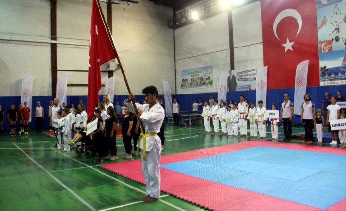Sinop'ta yaz spor okulları açılış töreni yapıldı