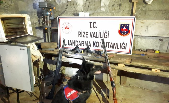 Rize'de ruhsatsız silah atölyesine operasyon: 2 gözaltı