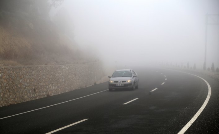 Ilgaz Dağı'nda sis ulaşımı olumsuz etkiliyor