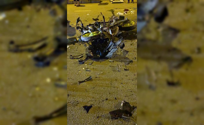 Giresun'da motosiklet ile hafif ticari araç çarpıştı: 3 yaralı