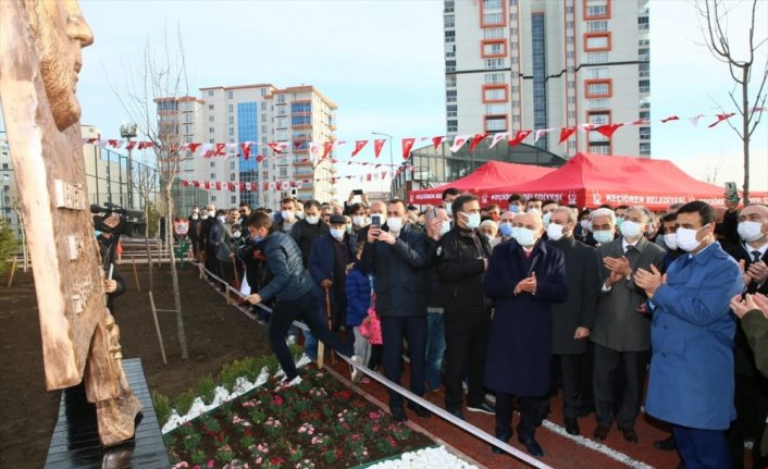 Mehmet Akif Ersoy Parkı Ve Anıtı Keçiören Sancaktepe'de açıldı