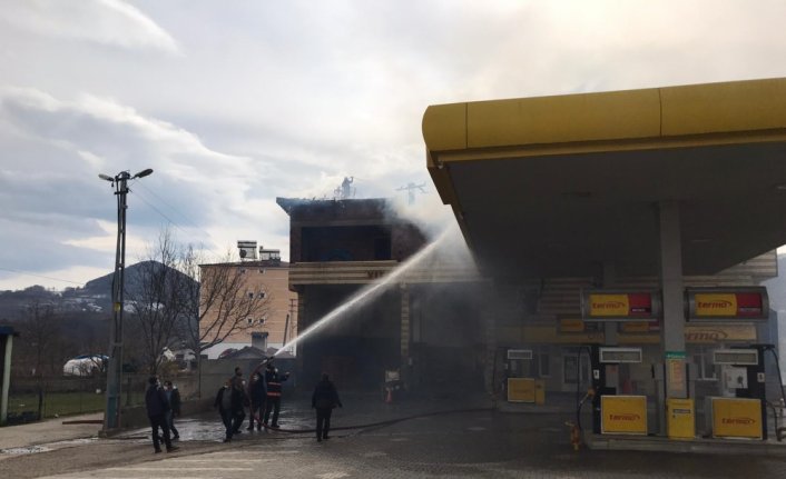 Ordu'da benzin istasyonunun idari binası yangında zarar gördü