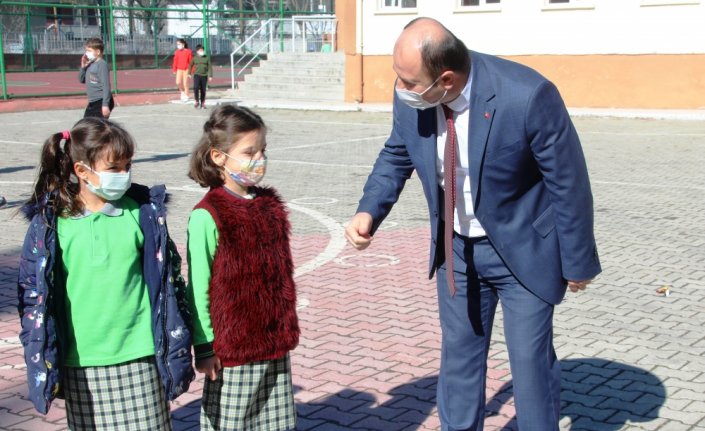 Taşova İlçe Milli Eğitim Müdürü Tümer okul ziyaretinde bulundu
