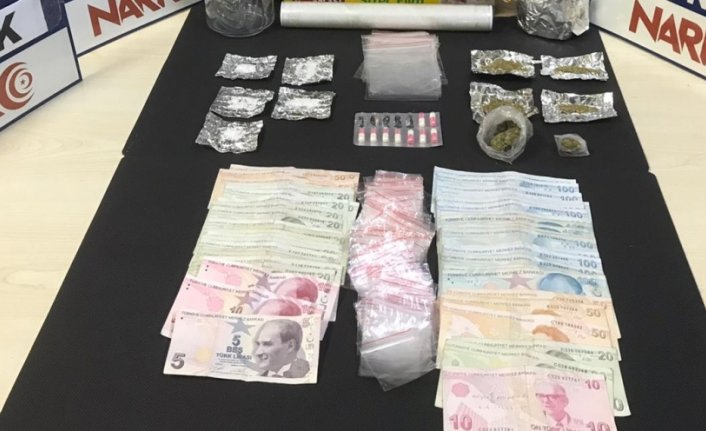 Düzce'de uyuşturucu operasyonunda yakalanan 2 kişi tutuklandı