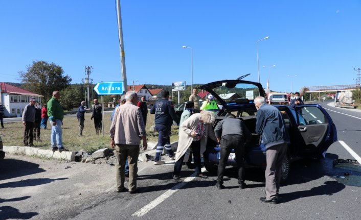 Bolu Dağı'nda meydana gelen kaza ulaşımı aksattı