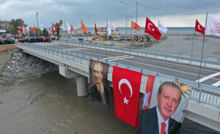 Bakan Karaismailoğlu, Kastamonu'da Çatalzeytin Köprüsü'nün açılışında konuştu: