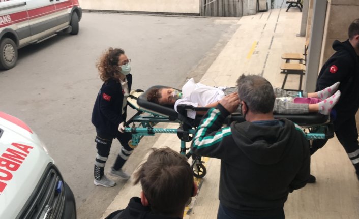 Zonguldak'ta anne ve kızı karbonmonoksit zehirlenmesi şüphesiyle hastaneye kaldırıldı