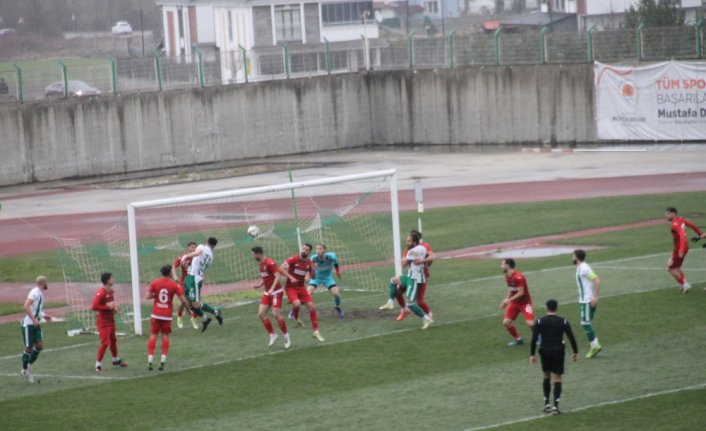 3. Lig'de Çarşambaspor, sahasında Bayrampaşaspor'a 2-1 mağlup oldu