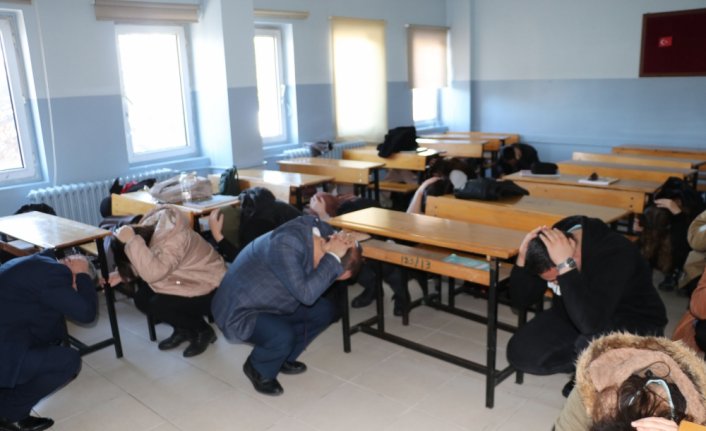 Havza'da okullarda deprem tahliye tatbikatı düzenlendi