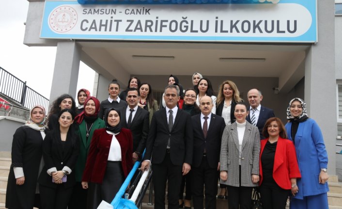 Mİlli Eğitim Bakanı Özer, Samsun'da okul açılışına katıldı: