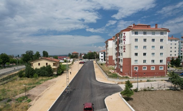 Suluova Şehit Metehan Atmaca Caddesi'nde asfalt çalışmaları tamamlandı