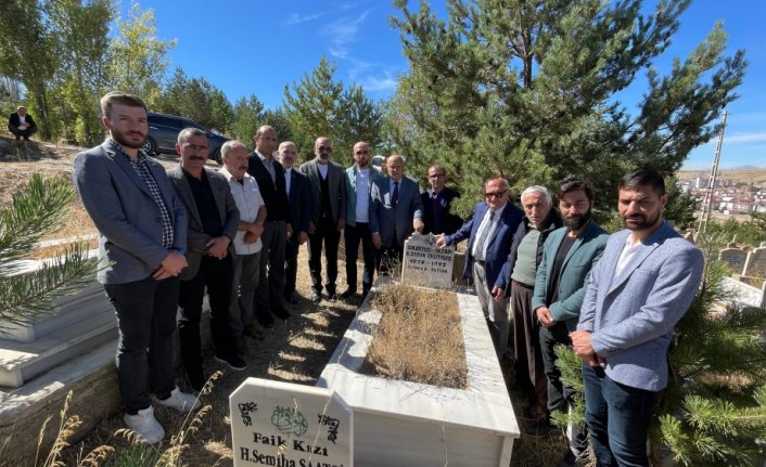 Gazeteci yazar Osman Okutmuş mezarı başında anıldı
