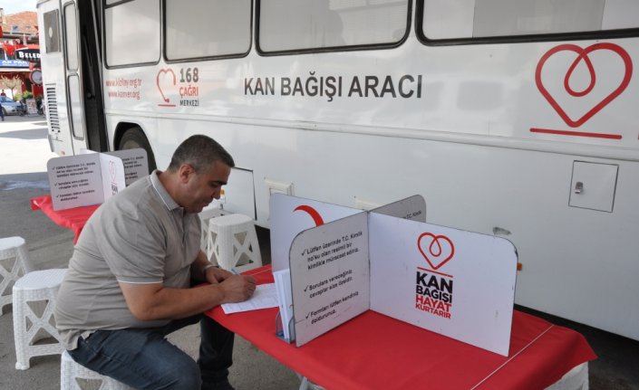 Gümüşhacıköy'de kan bağışı kampanyası düzenlendi