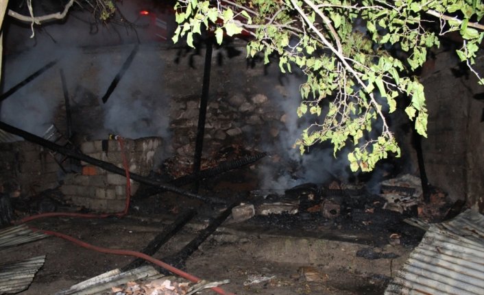 Kastamonu'da yangın sonucu bağ evinde hasar oluştu