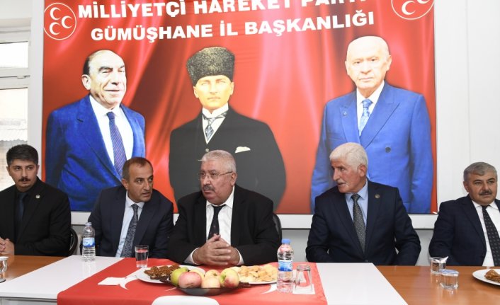 MHP Genel Başkan Yardımcısı Semih Yalçın, Gümüşhane'de partililerle bir araya geldi: