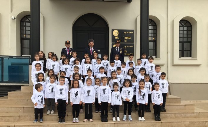 Amasya'da anaokulu öğrencileri Atatürk'ü kliple andı