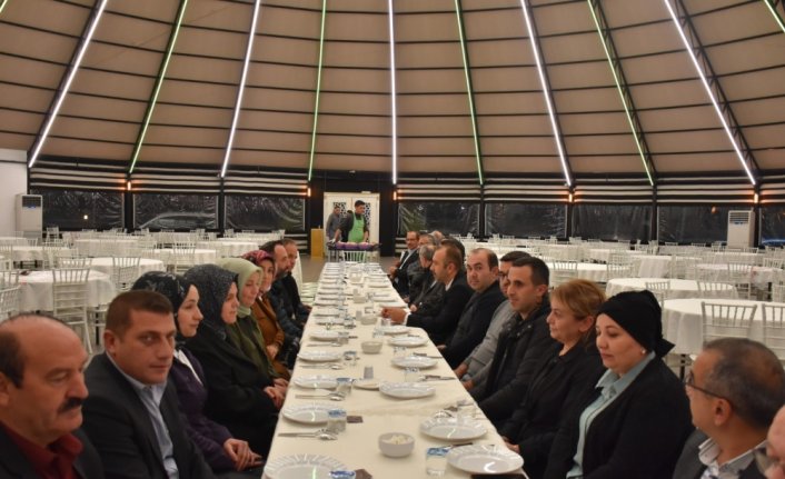 İskilip'te AK Parti ve MHP teşkilatları istişare toplantısı yaptı