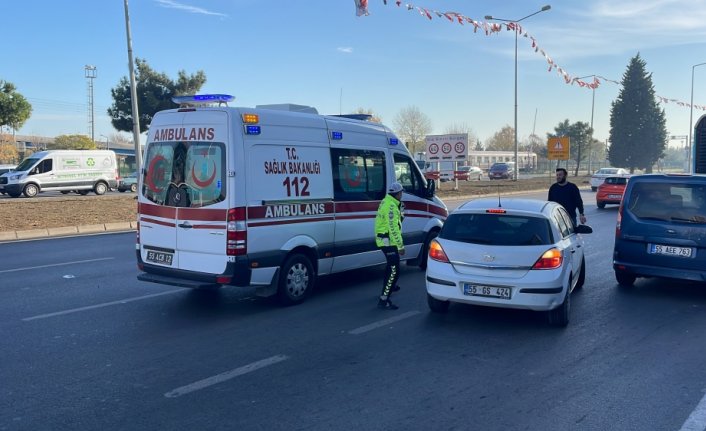 Samsun'da otomobilin çarptığı yaya yaralandı