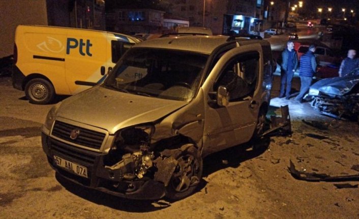 Sinop’taki trafik kazasında 4 kişi yaralandı