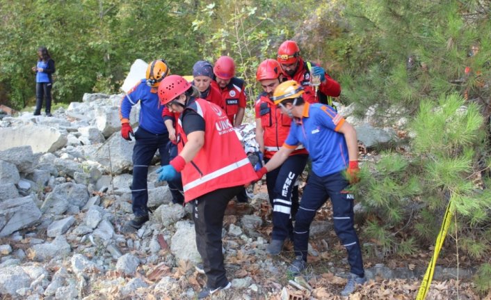 Zonguldak'ta UMKE ekiplerince deprem tatbikatı yapıldı