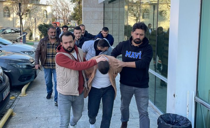 Samsun'da 2 kişinin silahla yaralanmasıyla ilgili 8 zanlı tutuklandı