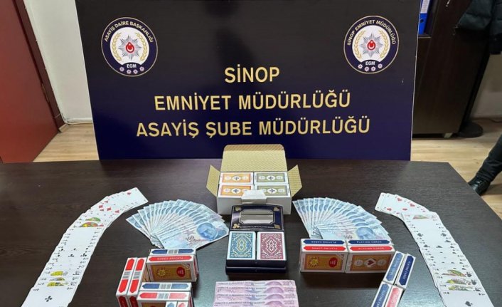 Sinop'ta kumar oynayan 6 kişiye toplam 24 bin 330 lira para cezası verildi