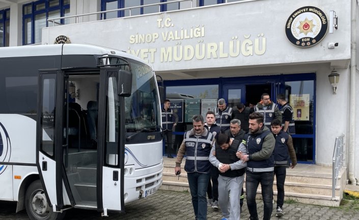 Sinop'ta yoldan geçen kişinin öldüğü kavgayla ilgili 5 zanlı tutuklandı