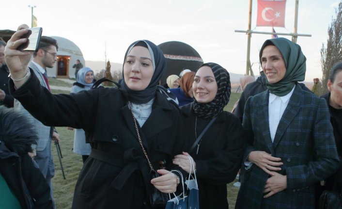 KADEM Mütevelli Heyeti Başkanı Sümeyye Erdoğan Bayraktar, Çorum'da ziyaretlerde bulundu