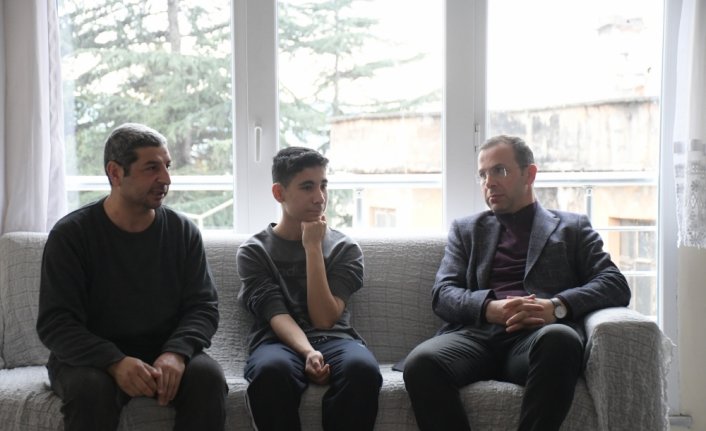 AK Parti Trabzon Milletvekili Cora, kente gelen depremzedeleri ziyaret etti