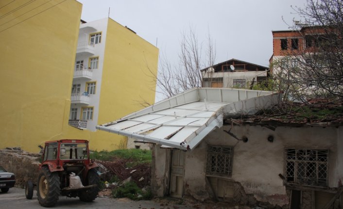 Amasya'da şiddetli fırtına etkili oldu