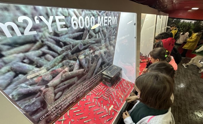 Çanakkale Savaşları Mobil Müzesi, Düzce'de öğrencileri ağırladı