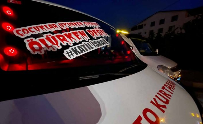 Düzce'de çekici sürücüleri şehir turu yaparak İsrail'i protesto etti