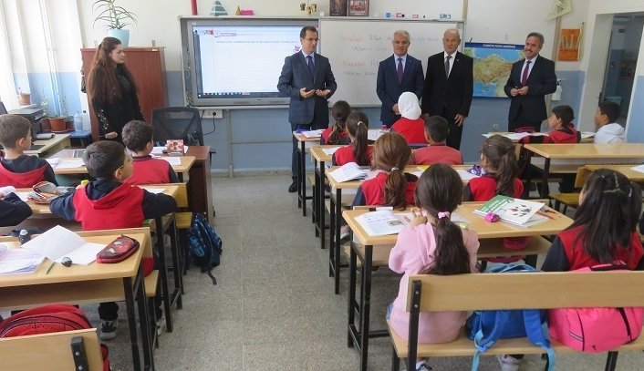 Kaymakam Güldoğan'dan okul ve köy ziyareti