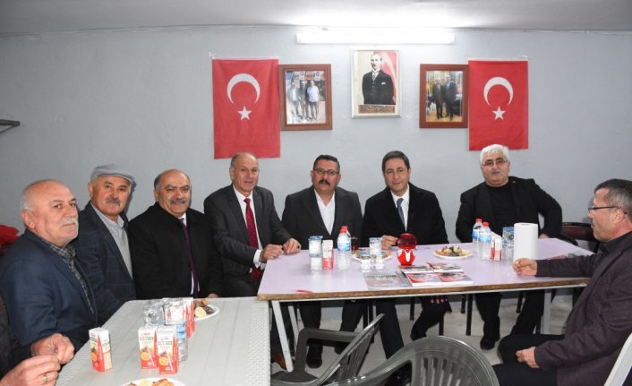 MHP Tokat Milletvekili Bulut, Niksar'da seçim bürosunun açılışına katıldı