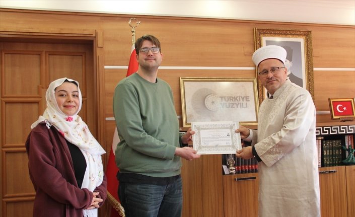 Türk kadınla evlilik kararı alan ABD vatandaşı Müslüman oldu