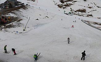 Kartalkaya'da kayak sezonu sona eriyor