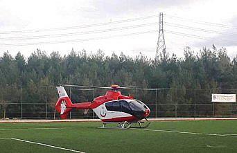 Ambulans helikopter eli kesilen çocuk için havalandı