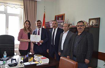 Reşadiye Belediye Başkanı Mustafa Yılmaz mazbatasını aldı