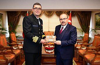 TCG Anafartalar Denizaltısı, Trabzon'da halkın ziyaretine açıldı