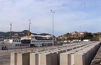 Amasra Limanı mendirek onarımı