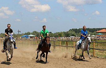Samsun'da Geleneksel Rahvan At Yarışları gerçekleştirildi