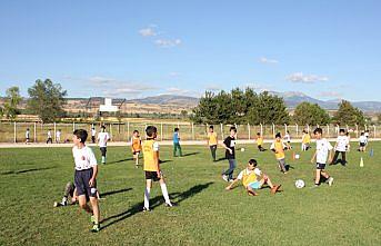 Suluova'da yaz sporları okulu açıldı