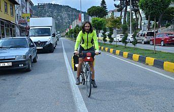 İsanyol gazeteci bisikletle Türkiye turunda