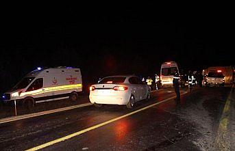 Kastamonu'da kamyonet devrildi: 1 ölü, 2 yaralı