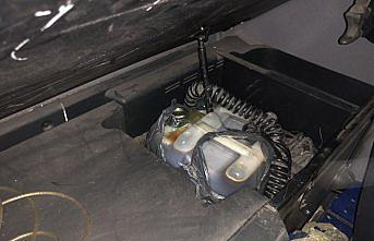 Sarp Sınır Kapısı'nda 107 kilogram kaçak bal ele geçirildi