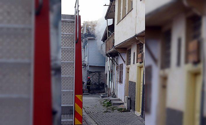 Tokat'ta yangın çıkan evde hasar oluştu
