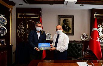 Trabzon Valisi Ustaoğlu, AA Trabzon Bölge Müdürü Sel'i kabul etti