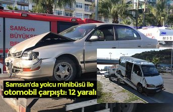 Samsun'da yolcu minibüsü ile otomobil çarpıştı: 12 yaralı